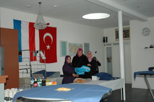 015-opening-ontmoet-centrum-vlnr-Sevim-Kocak-Mine-Ozyurek-Birgul-Kocak