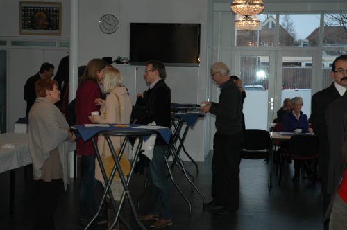 021-opening-ontmoet-centrum-vlnr-Marjan-de-Jong-Linda-Lievers-Henk-Schouten-Durmus-Dogan