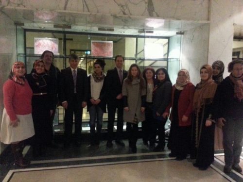 049-Stichting-Guney Ebru-kunst-tentoonstelling-Stadhuis-2013