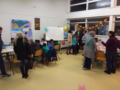 051-Stichting-Guney start-eerste-Turkse-Taalles-kinderen-2014