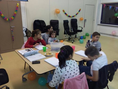 052-Stichting-Guney start-eerste-Turkse-Taalles-kinderen-2014