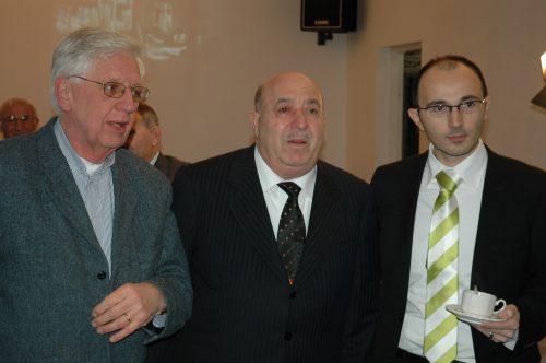 060-opening-ontmoet-centrum-vlnr-Henk-pastor-diaconaal-Centrum-de-Bakkerij-Hasan-Guney-Vahit-Koroglu