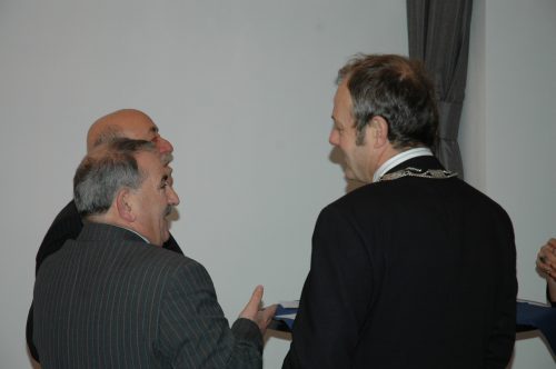 080-opening-ontmoet-centrum-vlnr-Hasan-Guney-Zekeriya-Acikalin-burgemeester-Henri-Lenferink