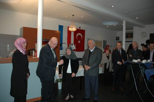 113-opening-ontmoet-centrum-vlnr-Mine-Ozyurek-Aart-van-Bochove-Birgul-Kocak-Adem-Alan-1