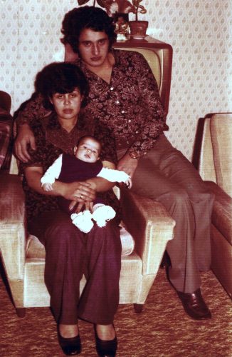 1976-vlnr-Atilla-Sen-Fulya-Sen-Remi-Sen-scaled