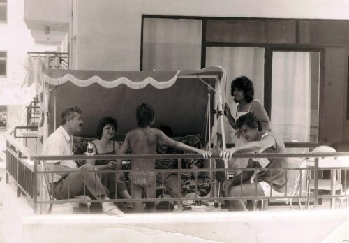 1985-Istanbul-Kumburgaz-vlnr-Ahmet-Bedi-Cengiz-Umit-Cengiz-Fulya-Sen-Remzi-Sen-scaled