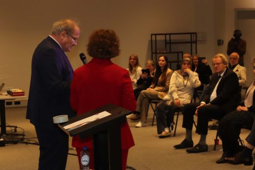 20220315-vlnr-Ariela-Netiv-Aart-van-Bochove-intervieuw-scaled