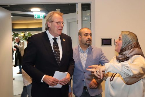 20220315-vlnr-Cvd-Koning-Jaap-Smit-Umit-Guney-Emine-Guney-scaled