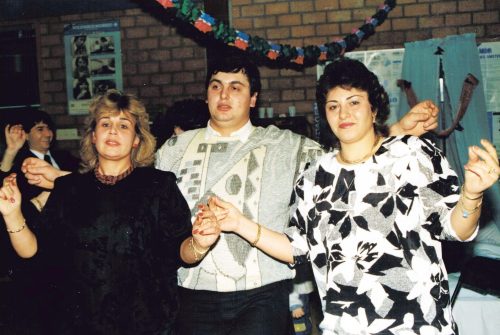 vlnr-Fulya-Sen-Erkin-Sen-Fikriye-Sen-scaled